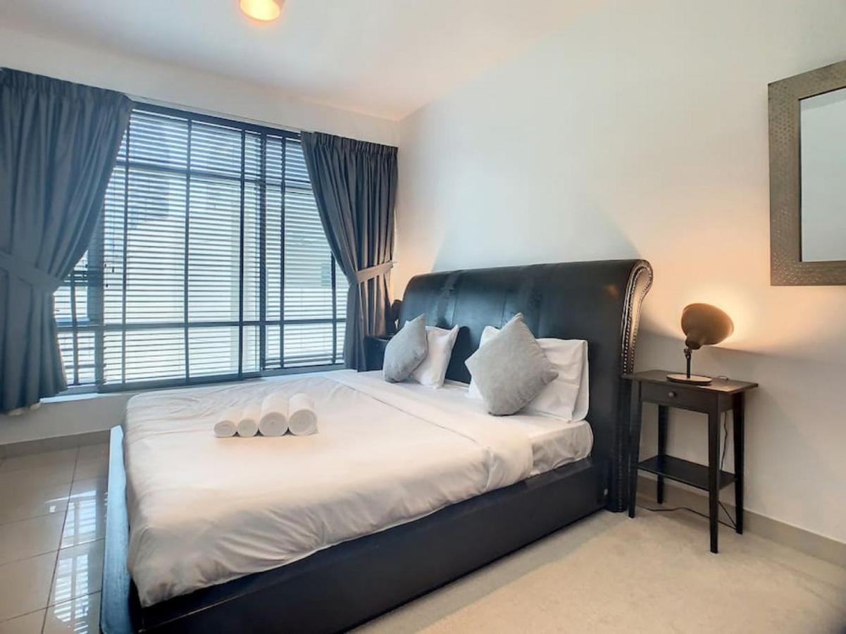 Key View - Bonaire Tower, Park Island *